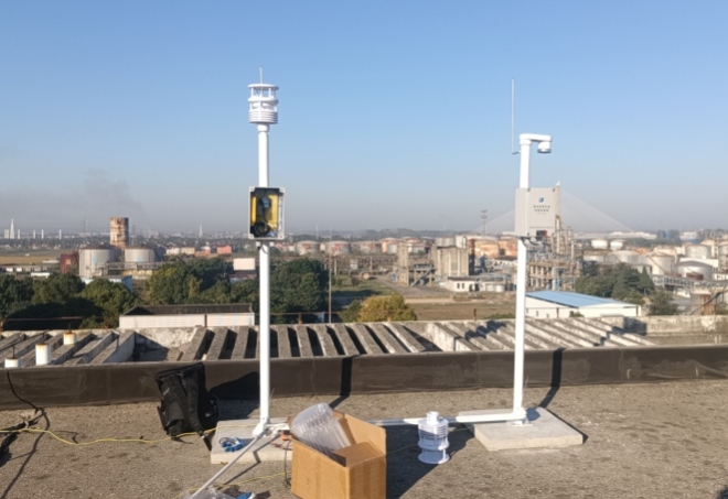 雷電預(yù)警設(shè)備安裝現(xiàn)場(chǎng)